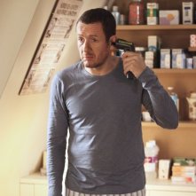 Supercondriaco - Ridere fa bene alla salute: Dany Boon misura il suo udito in una scena del film