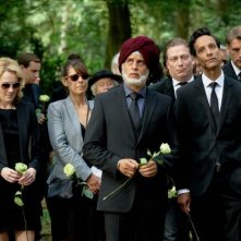 Vijay: Moritz Bleibtreu in una scena del film partecipa con un travestimento al suo funerale