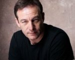 Jason Isaacs nella miniserie DIG