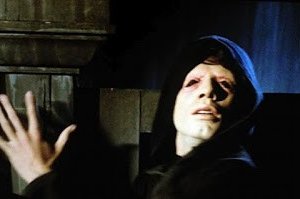 John Travolta nell'horror Il Maligno (1975)