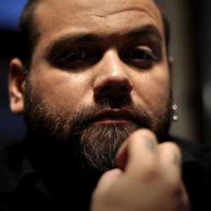 Un primo piano di Zibba.