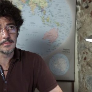 12 12 12: Max Gazzè in una scena del film di fantascienza italiano diretto da Massimo Morini