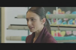 Clip 'L'amore è' - Amori elementari