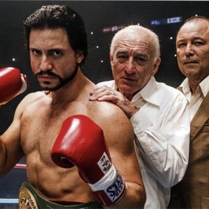 Hands of Stone: Edgar Ramirez e Robert De Niro nella prima immagine promozionale