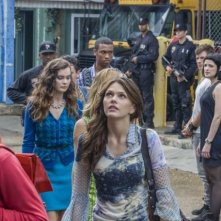 Star-Crossed: Aimee Teegarden nell'episodio Our Toil Shall Strive to Mend