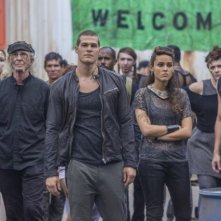 Star-Crossed: Greg Finley e Chelsea Gilligan in una scena dell'episodio Our Toil Shall Strive to Mend