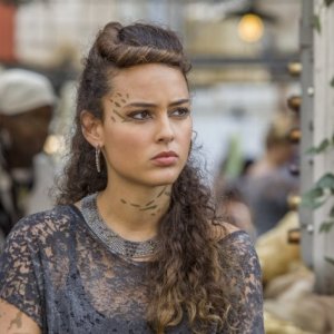 Star-Crossed: Chelsea Gilligan nell'episodio Our Toil Shall Strive to Mend