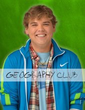 Andrew Caldwell in una foto promozionale di Geography Club.