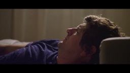 Clip 'Ma tu non fai la doccia?' - Una donna per amica