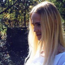 Monalisa Basarab (Sèverine Faussait) in 'Tutta la verita su mio marito' (Corps et ames) (2003)