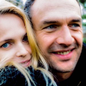 Monalisa Basarab (Sèverine Faussait), Jean-Yves Berteloot (Legris) in Tutta la verita su mio marito