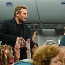 Non-Stop: Liam Neeson in una scena del film