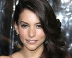 Genesis Rodriguez nel thriller Home