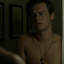 Jonathan Groff in 'Looking in the Mirror' episodio della prima stagione di Looking