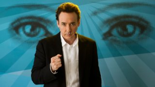 Maps to the stars: John Cusack in una scena
