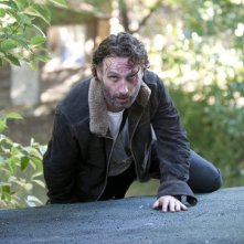 The Walking Dead Andrew Lincoln E Un Circospetto Rick Grimes Nell Episodio Salvare Il Mondo 299958