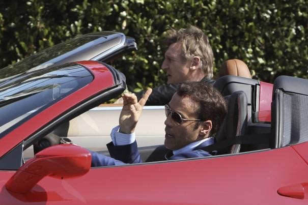 Entourage The Movie Liam Neeson E Adran Grenier Impegnati In Una Scaramuccia Automobilistica 300034