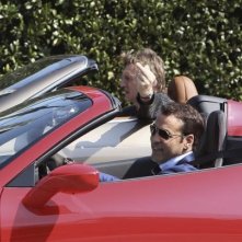 Entourage - The Movie: Liam Neeson e Adrian Grenier sul set opena air a Los Angeles