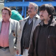 La mossa del pinguino: Ricky Memphis, Antonello Fassari con Ennio Fantastichini in una scena del film diretto da Claudio Amendola