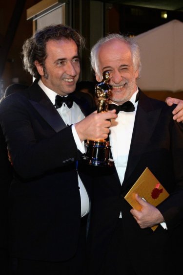 Paolo Sorrentino e Toni Servillo con l'Oscar vinto per La grande bellezza