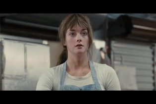 Red Band Trailer - Stage Fright