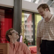 Lei: Joaquin Phoenix insieme a Chris Pratt in una scena del film