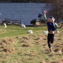 Frank: Michael Fassbender corre nel prato