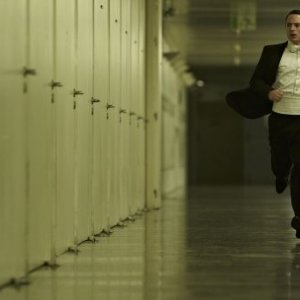 Elijah Wood protagonista del thriller nei panni del pianista Tom Selznick