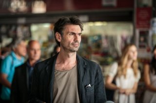 Noi 4: Fabrizio Gifuni in una scena del film