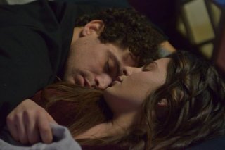Presto farà giorno: Ami Codovini e Valerio Morigi in una scena del film
