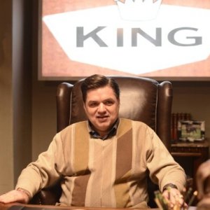 Fargo: Oliver Platt in una scena