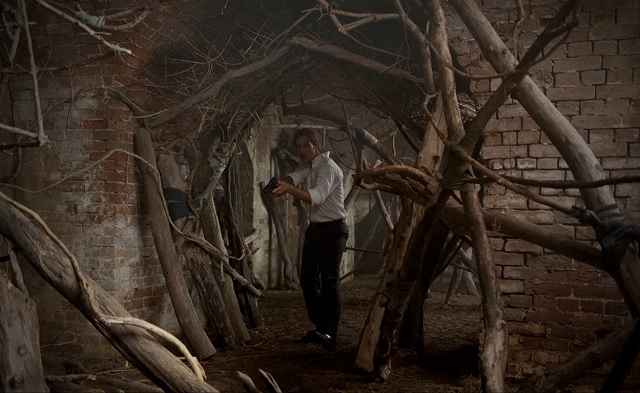Matthew McConaughey in una scena dell'episodio Form and Void di True Detective
