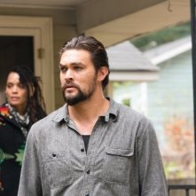 The Red Road: Lisa Bonet e Jason Momoa in una scena della serie