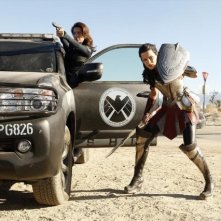 Agents of S.H.I.E.L.D.: Ming-Na Wen e Jaimie Alexander nell'episodio Yes Men