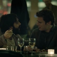 Looking: Jonathan Groff, Frankie J. Alvarez  nel finale della prima stagione, Looking Glass