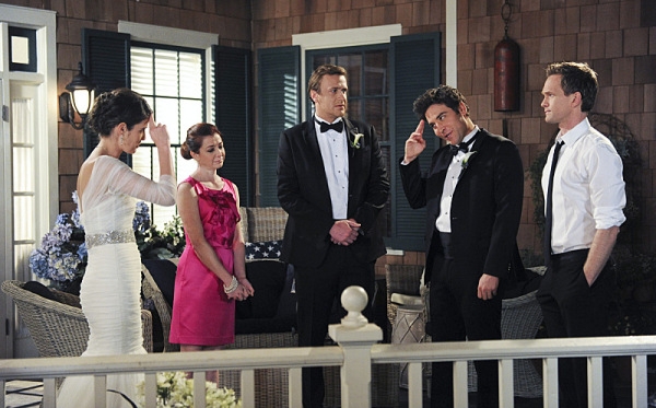 How I Met Your Mother: Alyson Hannigan, Neil Patrick Harris, Jason Segel, Josh Radnor, Cobie Smulders nel finale di serie