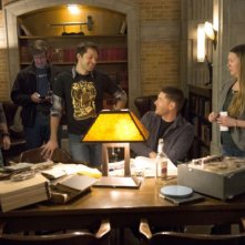 Supernatural: Misha Collins e Jensen Ackles sul set dell'episodio Mother's Little Helper