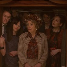 Inside No. 9: Tim Key, Ophelia Lovibond, Anne Reid, Anna Chancellor e Katherine Parkinson nell'episodio Sardines
