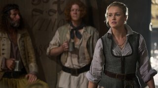 Black Sails: Hannah New in una scena del primo episodio