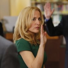 Crisis: Gillian Anderson nel pilot della serie