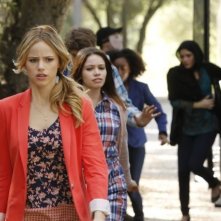 Crisis Halston Sage Nel Pilot Della Serie 301920