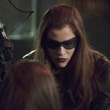Arrow Jessica De Gouw Durante Una Scena Dell Episodio Birds Of Prey 302036