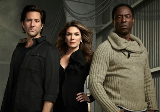 The 100: Henry Ian Cusick, Paige Turco e Isaiah Washington in un'immagine promozionale