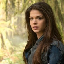 The 100: Marie Avgeropoulos in un'immagine promozionale della serie