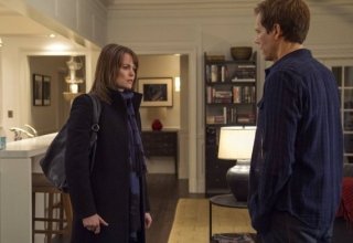 The Following: Kevin Bacon e Sprague Grayden nell'episodio Unmasked