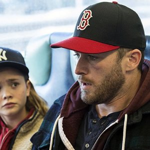 Believe: Jake McLaughlin insieme a Johnny Sequoyah in una scena dell'episodio Beginner's Luck
