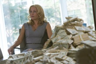 Crisis: Gillian Anderson nell'episodio If You Are Watching This I Am Dead