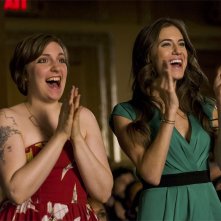 Girls: Lena Dunham e Allison Williams nel finale della terza stagione, Two Plane Rides