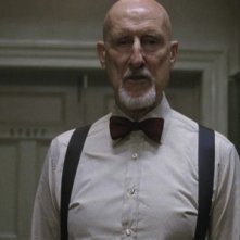 American Horror Story, Asylum: James Cromwell in una scena dell'episodio Tricks and Treats