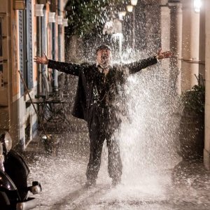 Il pretore: Francesco Pannofino in una scena nei panni del pretore